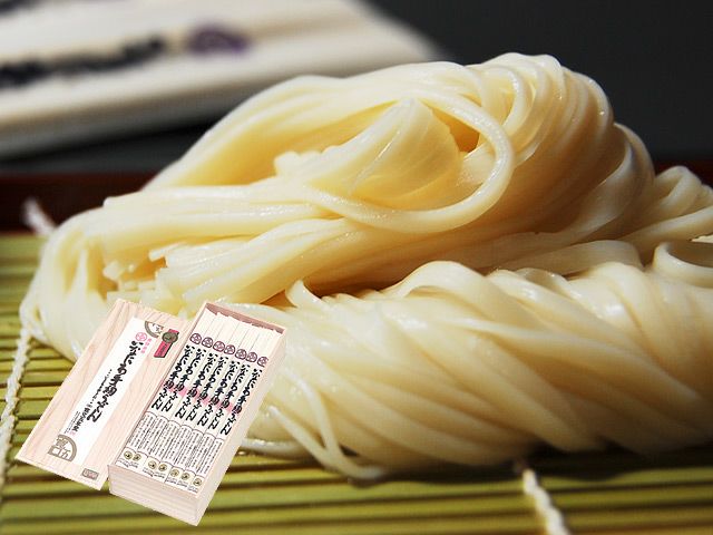 寛文五年堂・いなにわ手綯うどん（200g×15袋）秋田杉の間伐材木箱入 | 安心堂 食のSELECTネットショップ